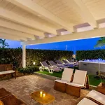 Aparthotel Hibiscus 4*