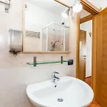 Hibiscus Aparthotel 4*