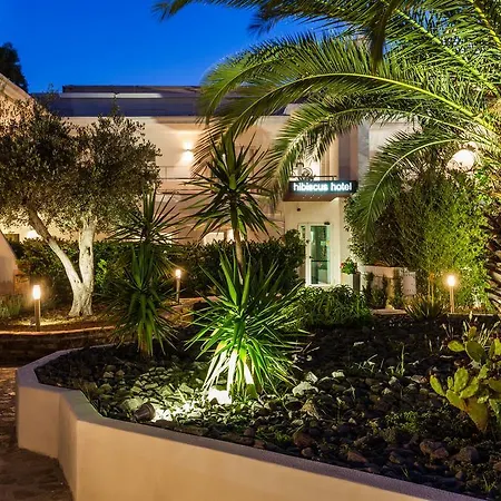 Hibiscus 4* ラ・カレッタ