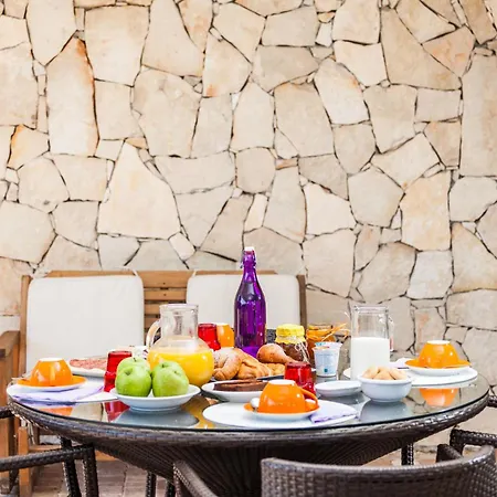 アパートホテル Hibiscus ラ・カレッタ