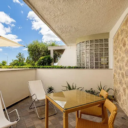 Aparthotel Hibiscus La Caletta